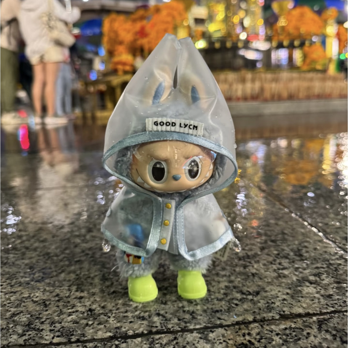 下雨天穿雨衣哦～拉布布透明雨衣搪胶公仔娃衣Labubu3代娃衣衣服