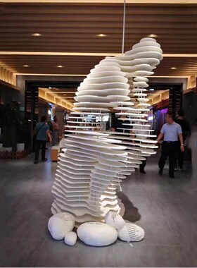大师沉思者软装办公楼落地摆件