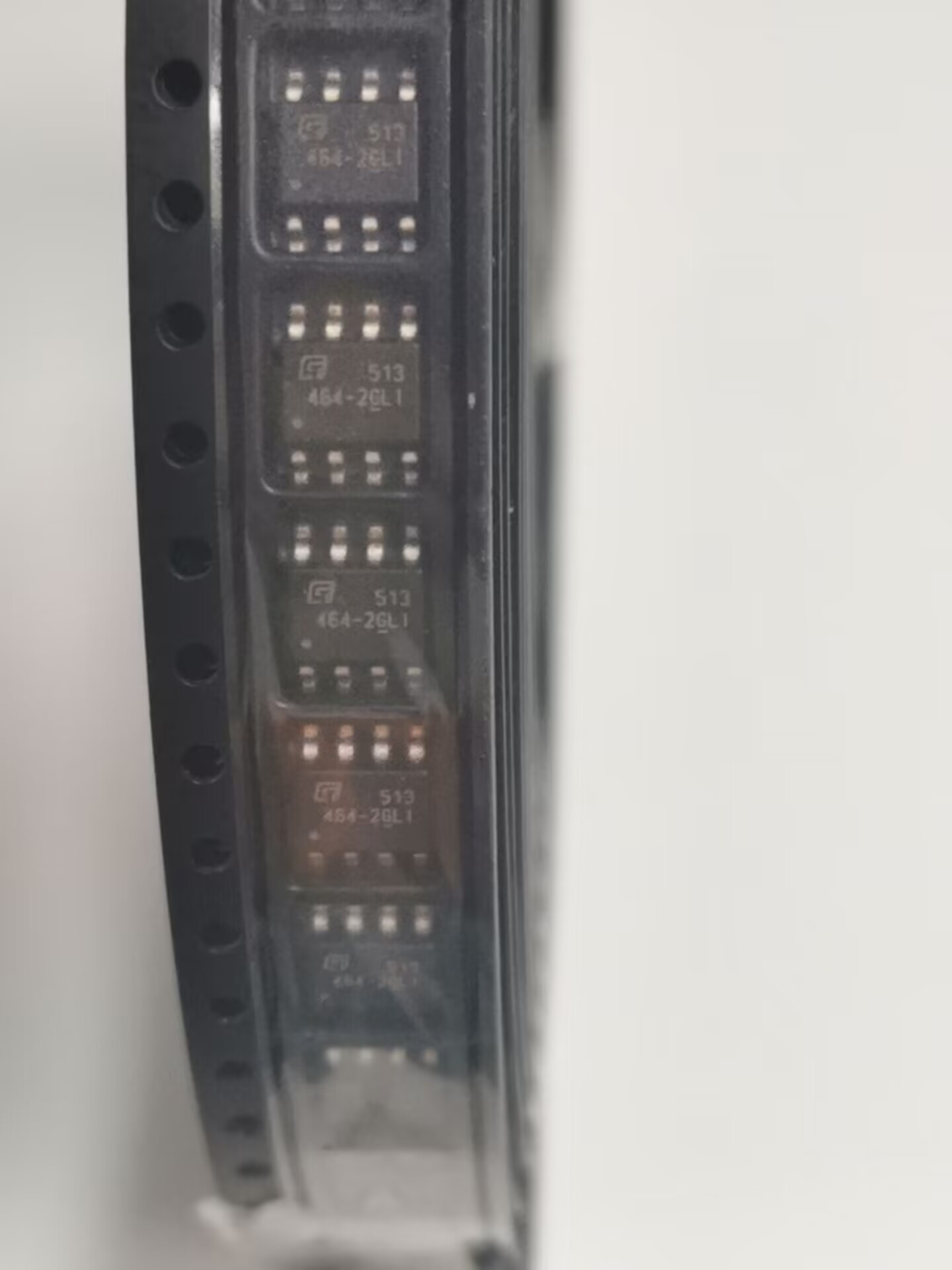 EEPROM串行寄存器芯片