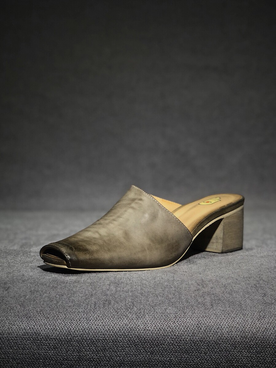 Ding Yin Studio ) Original design asymmetric retro square-headed fish mouth sandals handmade thick-heeled slippers for women