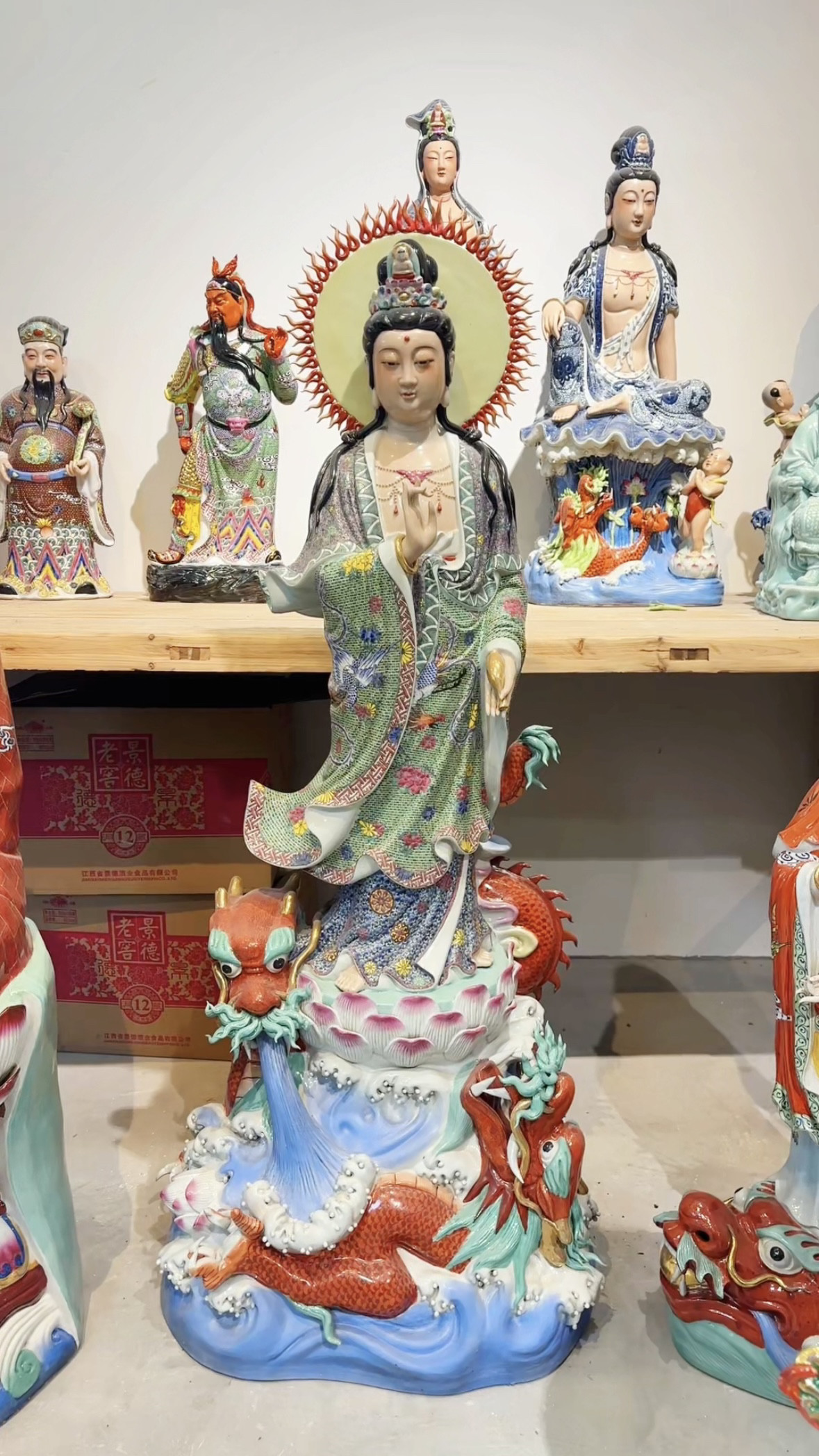 站双龙滴水观世音菩萨景德镇供奉寺庙手工粉彩陶瓷器雕塑摆件1米3