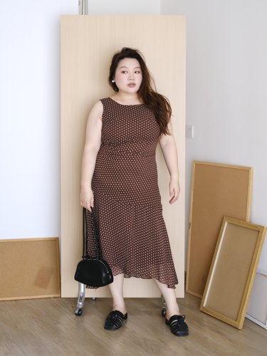 zooobaby大码女装韩系简约波点背心裙连衣裙女长裙裙子微胖mm显瘦