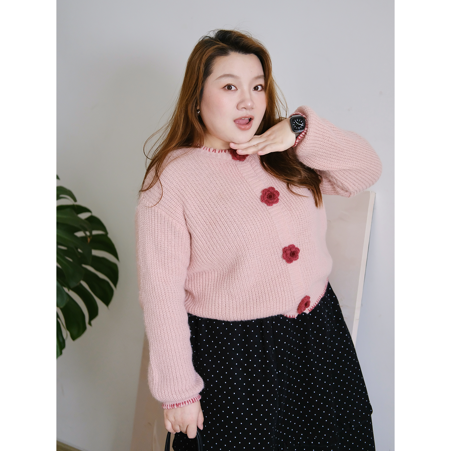 zooobaby10/14韩系简约圆领温柔花朵扣子长袖针织开衫女宽松上衣