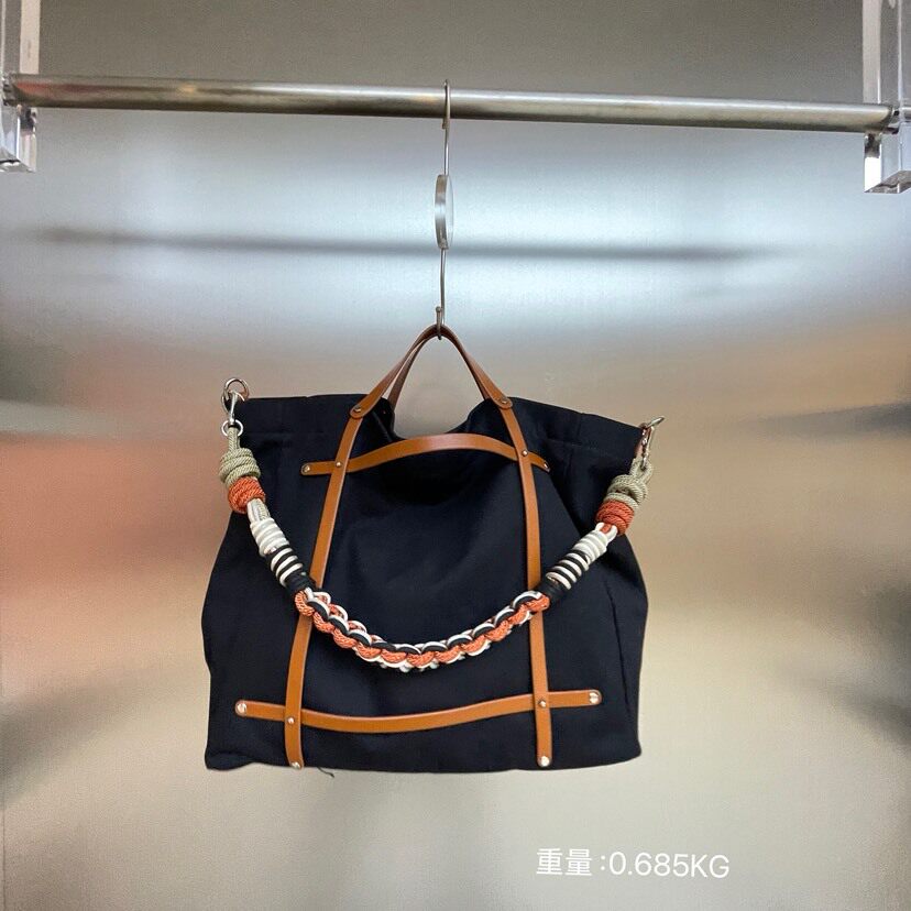 简约时尚大容量女单肩包新款百搭包包小众帆布托特包单肩斜跨包包