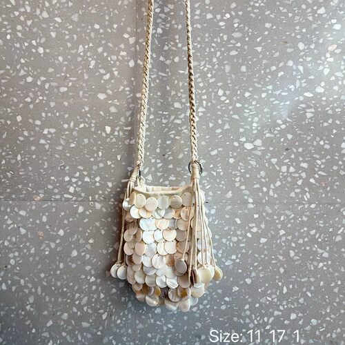 手缝串珠贝母包春夏新款名媛晚宴