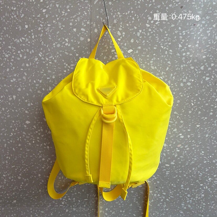 包包女2025新款网红尼龙水桶百搭防水简约休闲轻便双肩背包潮