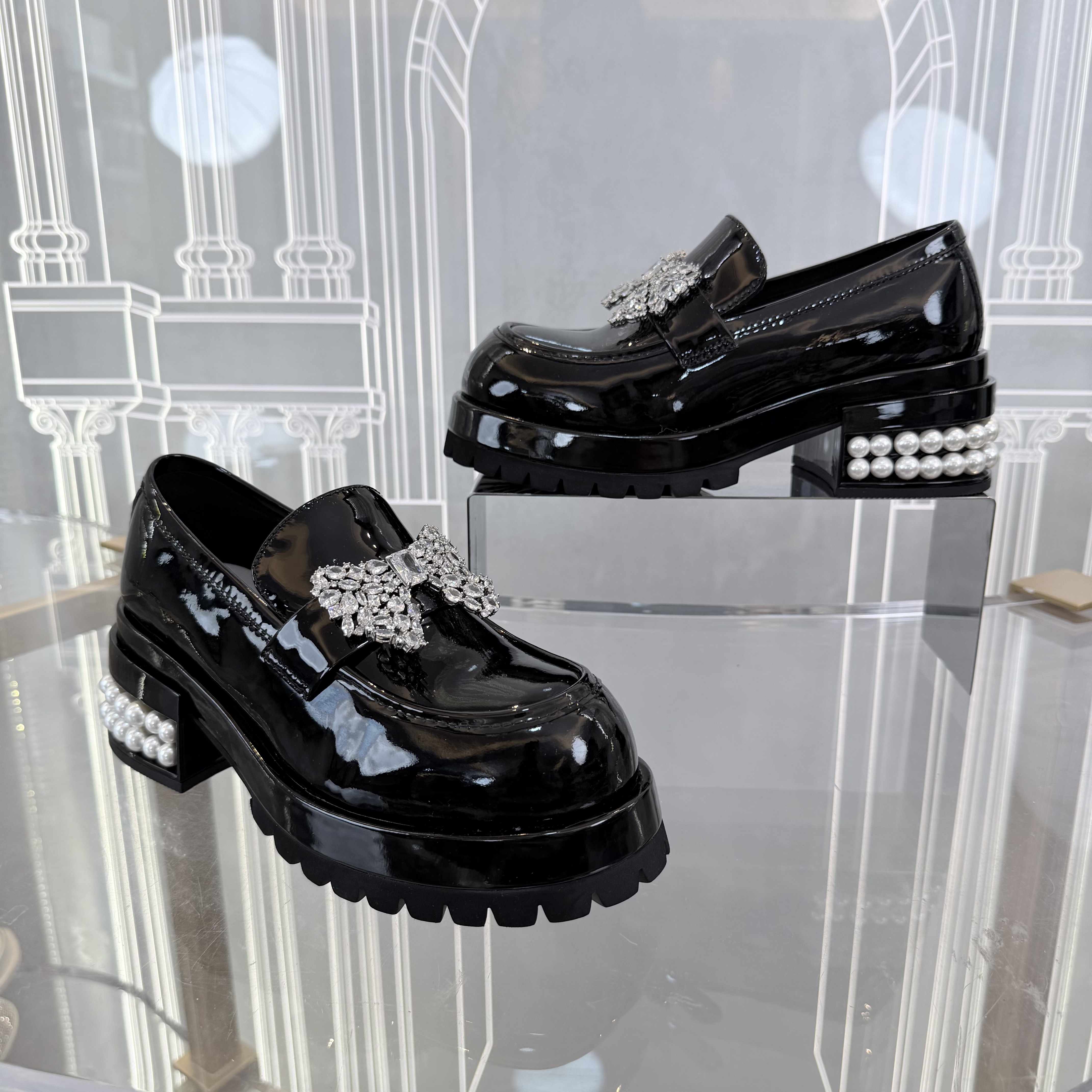 Cimior意大利轻奢女鞋 25秋厚底蝴蝶钻乐福鞋 吊牌价3280 CL25120