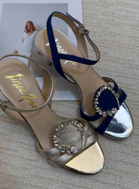 皇冠老店正品 Linea Rosa/恋尚萝莎 凉鞋 1M77420