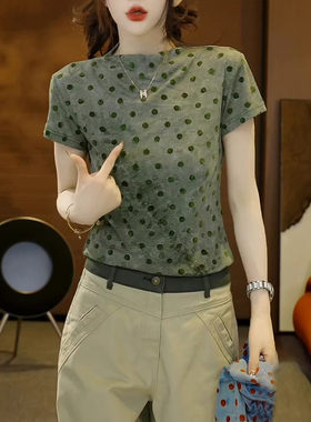 绿色波点正肩短袖t恤女夏季漂亮小衫2026年新款百搭气质薄款上衣