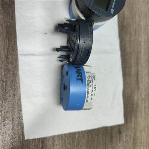 E+H温度变送器TMT82