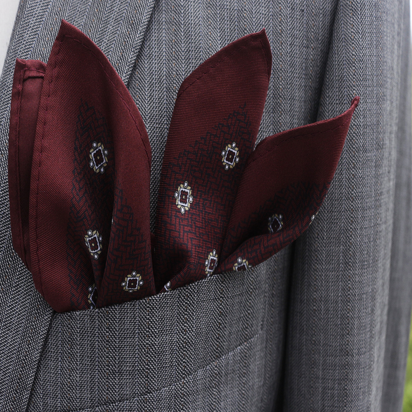 复古色红色花纹西装口袋巾真丝感