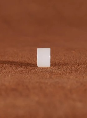 天然新疆毕业级和田玉桶珠散珠 直径7.7x5.3mm 503号 隔珠配珠