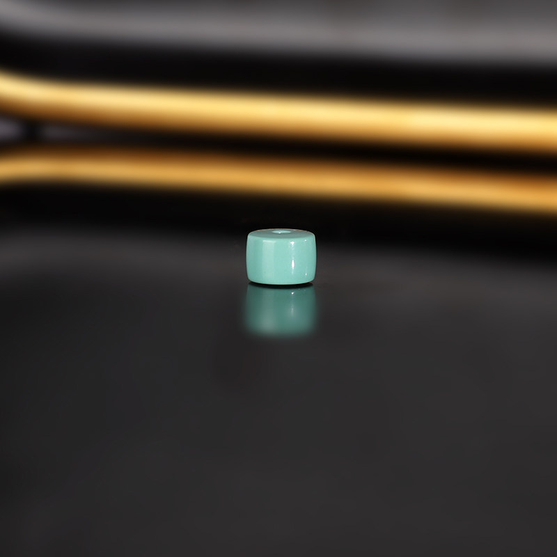 原矿天然绿松石直切散珠1342号 直径6.5x4.7mm 高货高瓷蓝绿 隔珠