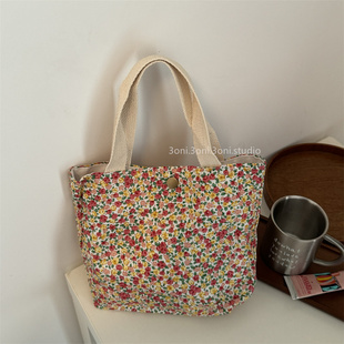 看到碎花走不动道～红橘色碎花妈咪包日系迷你小手提包 ：赵露思