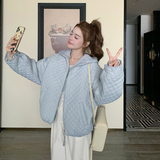 【现货】菱格轻薄羽绒服短款连帽90白鸭绒外套005-6111-P255-K375，女装羽绒服，浙宝005