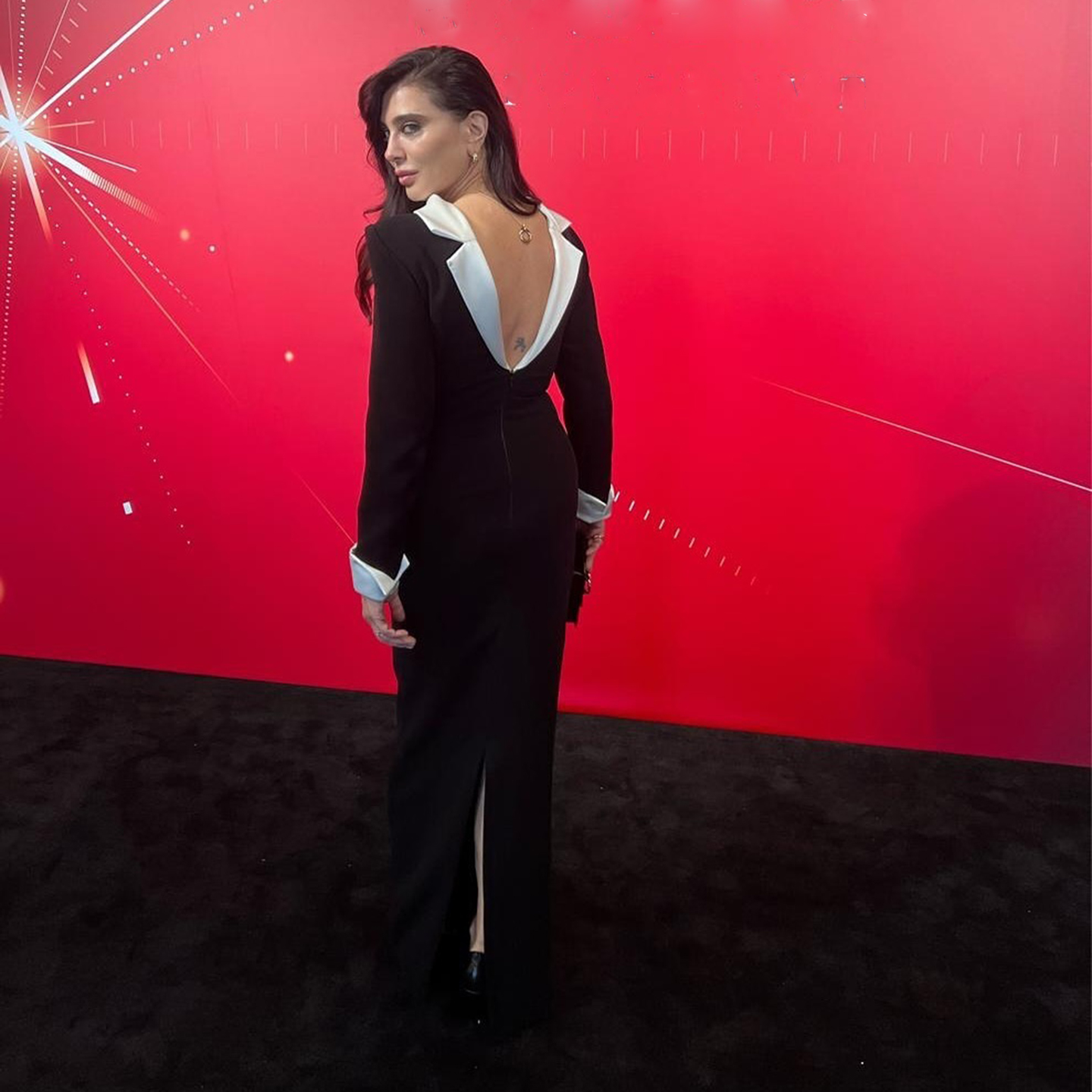 法式黑白拼色露背深V高腰礼服女