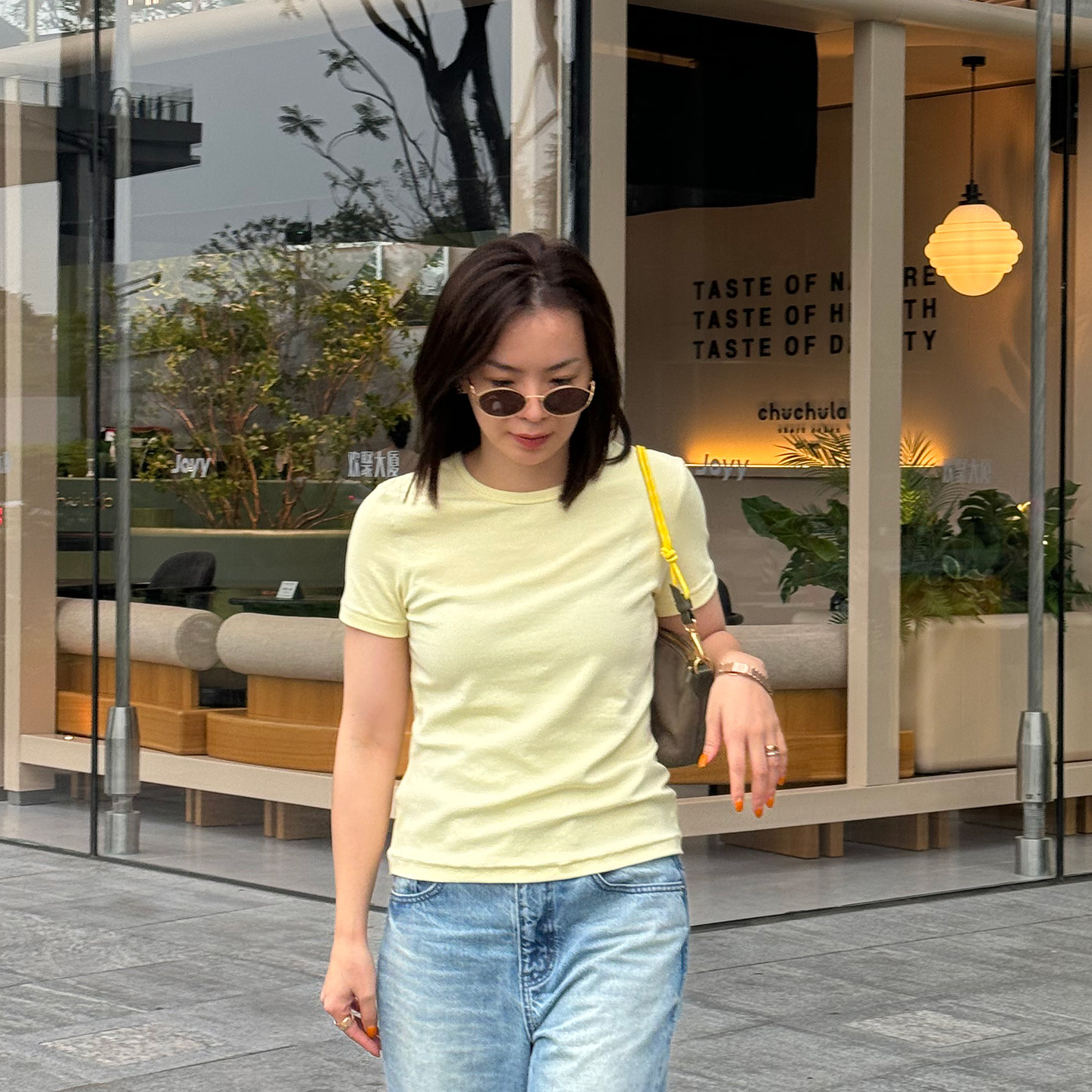 夏季新款纯色圆领T恤短袖上衣女图片