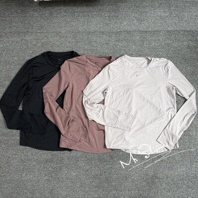 耐克女运动休闲圆领长袖T恤