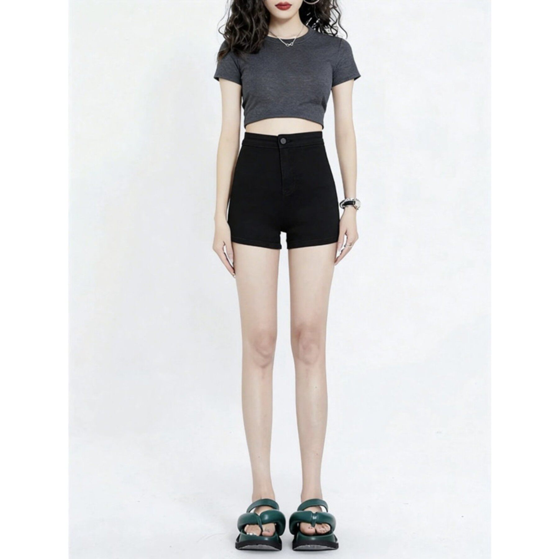 黑色牛仔短裤女春季春夏2026新款高腰辣妹紧身弹力包臀超短热裤子
