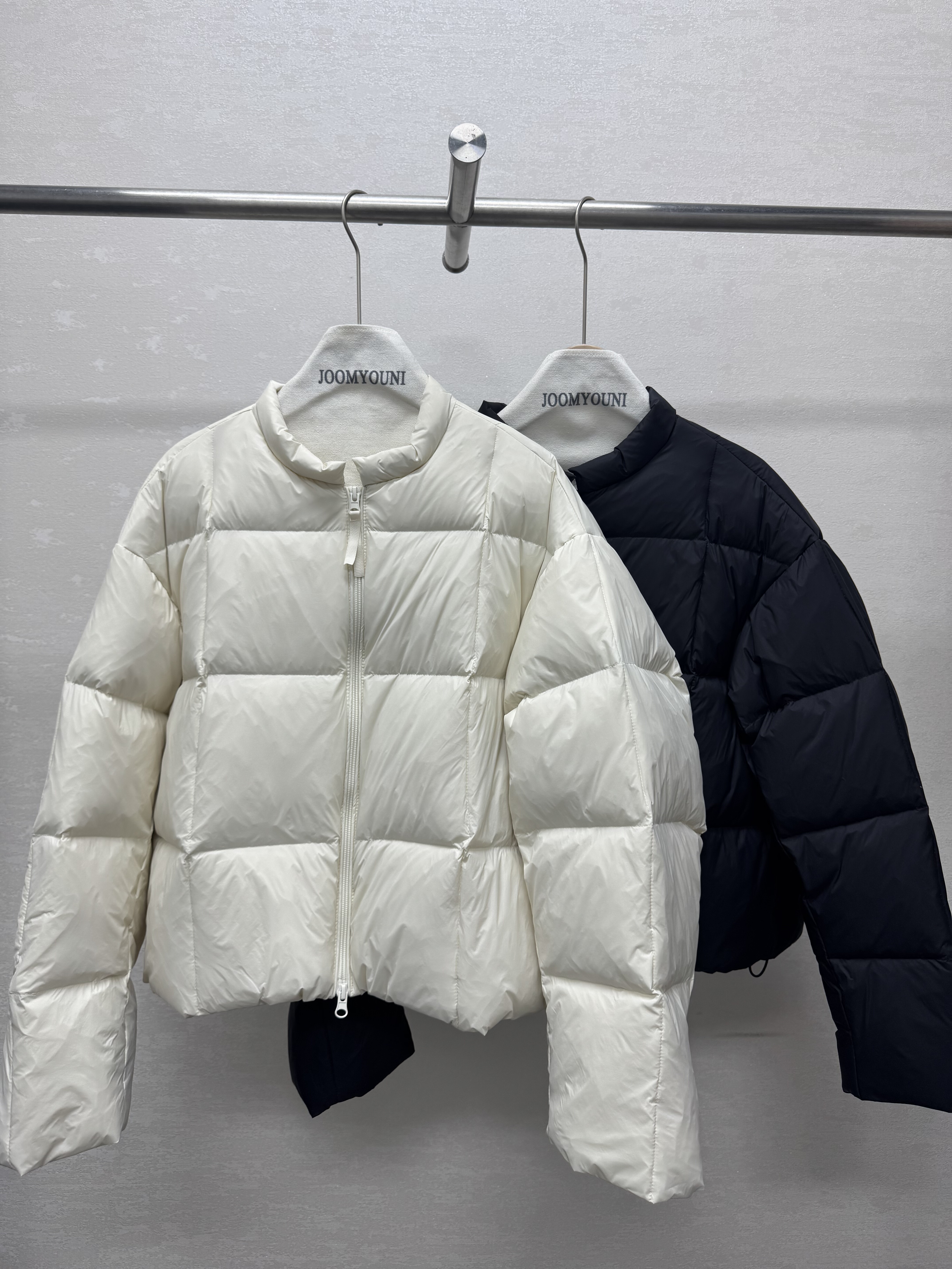 2025冬季新款韩版宽松显瘦百搭休闲羽绒服女短款无帽羽绒外套