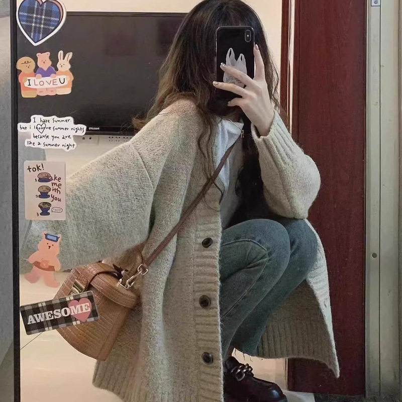 慵懒风复古针织衫外搭春