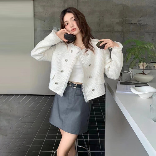 韩版白色流苏小香风短款外套女秋季小个子双排扣气质名媛精致上衣 - 封面