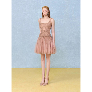 雪绿 蕾丝网纱吊带连衣裙女A字短裙宴会派对小裙子 好美啊