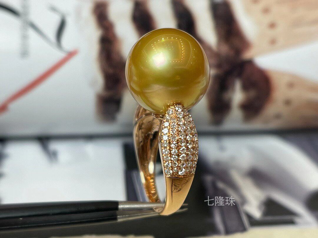 『七隆珠』赤焰浓金18K金钻石经典款南洋金珠戒指13-14MM