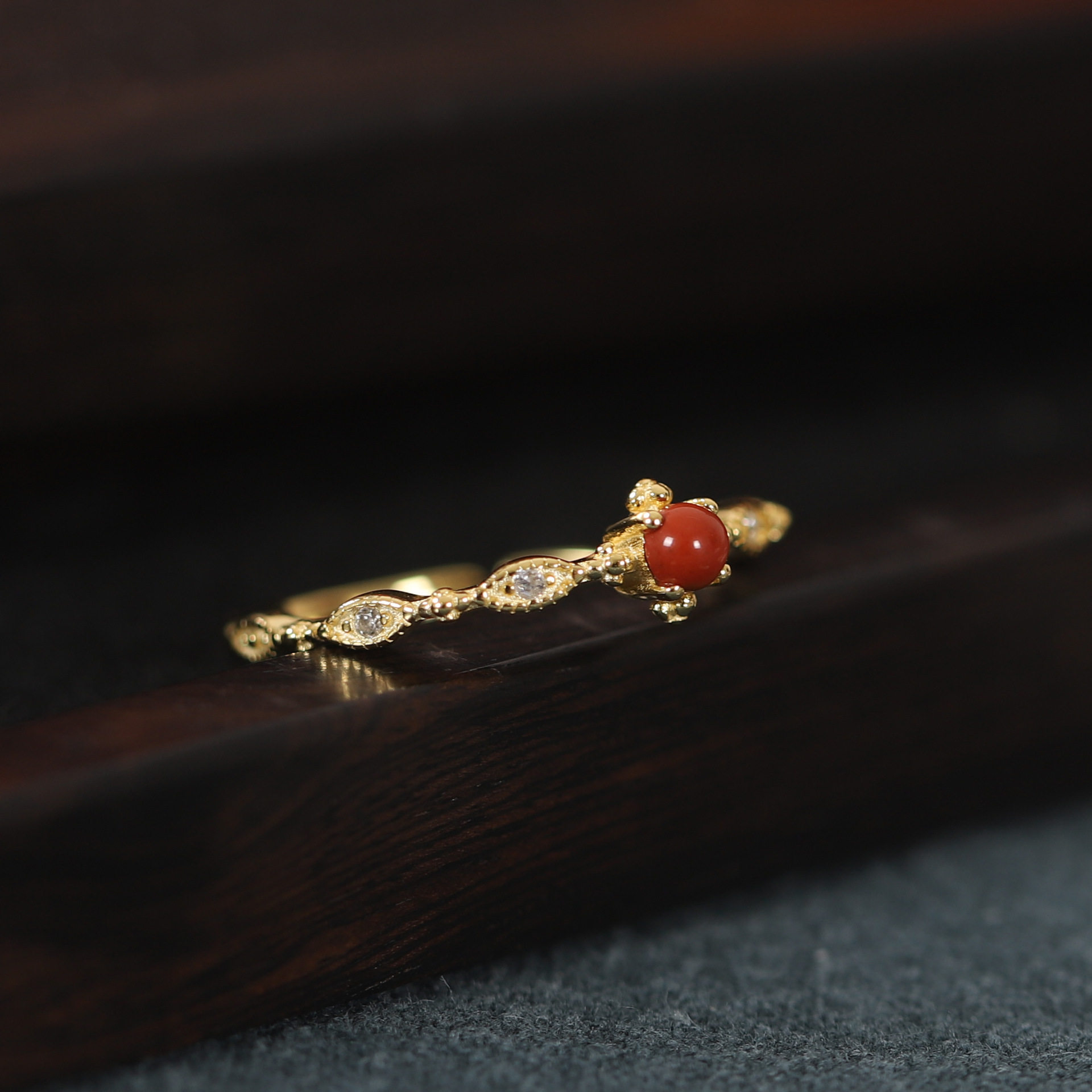 925银南红玛瑙戒指圆形满色满肉柿子镶锆简约原创设计东南亚指环