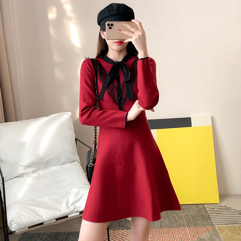 韩版针织连衣裙女秋冬季2022新款酒红色小个子高腰A字显瘦毛衣裙