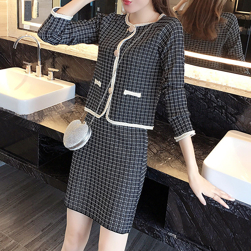 休闲套装女秋2022新款韩版长袖外套时尚短裙两件套