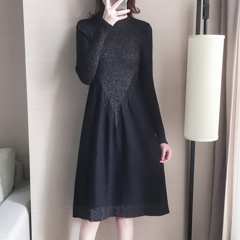 毛衣裙女2022秋季新款针织连衣裙配大衣的长裙子过膝半高领打底衫