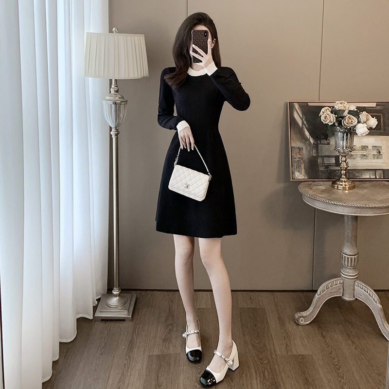 十三行女装新款秋冬季新款针织连衣裙女小香风长袖打底毛衣黑色裙