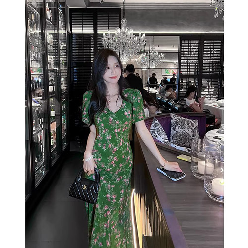 时尚法式显瘦真丝碎花连衣裙女
