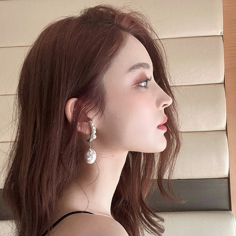 娜扎同款一字型珍珠耳坠女百搭甜美简约气质耳环通勤镶钻珍珠坠
