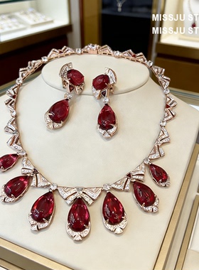 鸽血红蝴蝶结优雅高定款人造红宝石水滴蝴蝶结镶钻项链耳环新年
