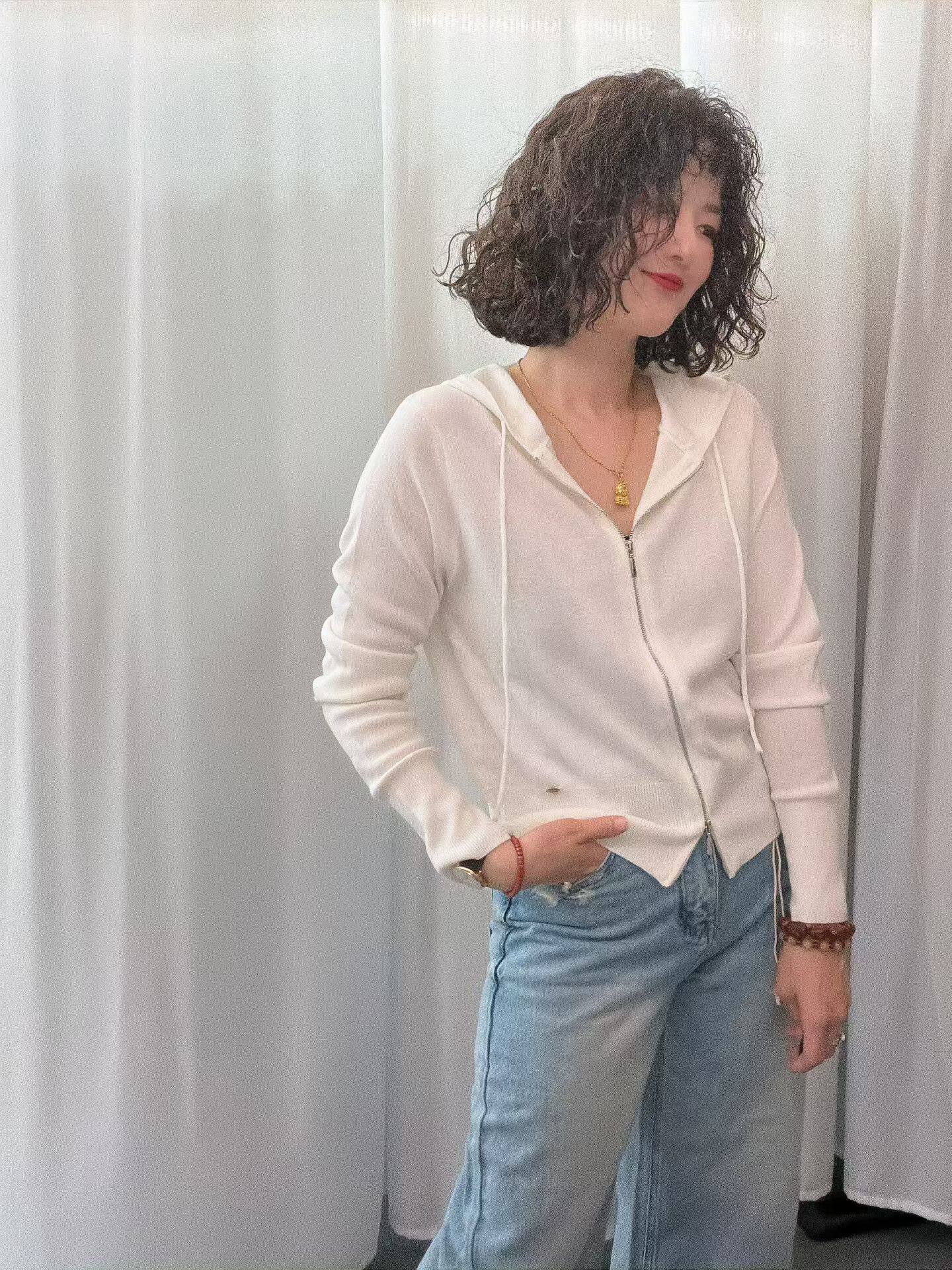 欧洲站2026年春装新款休闲连帽双拉链绵羊毛针织开衫女贴标上衣潮