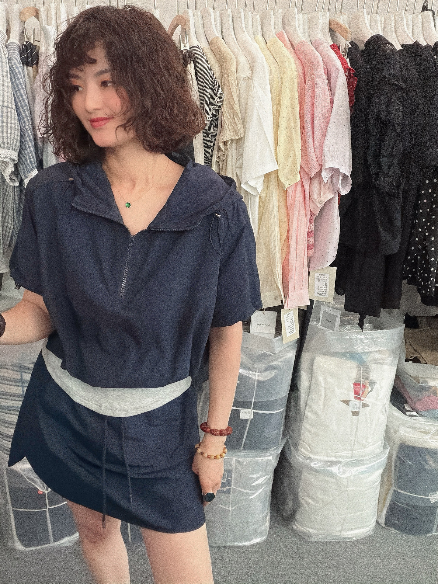 欧洲站2026夏季新款休闲运动套装女连帽拼接套头上衣包臀裙子潮