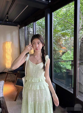 DIG初恋小白裙清新绿色少女吊带连衣裙 蕾丝层叠高腰A字摆实抓拍