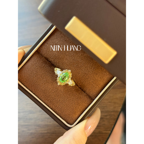 NITINHUANG薄荷绿色蓝宝石