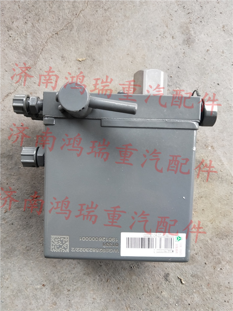 适配重汽豪沃T5G汕德卡C7H驾驶室电动举升泵举升油泵WG9925823022