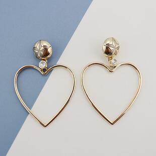 BC金色爱心镶钻时尚简约百搭耳环