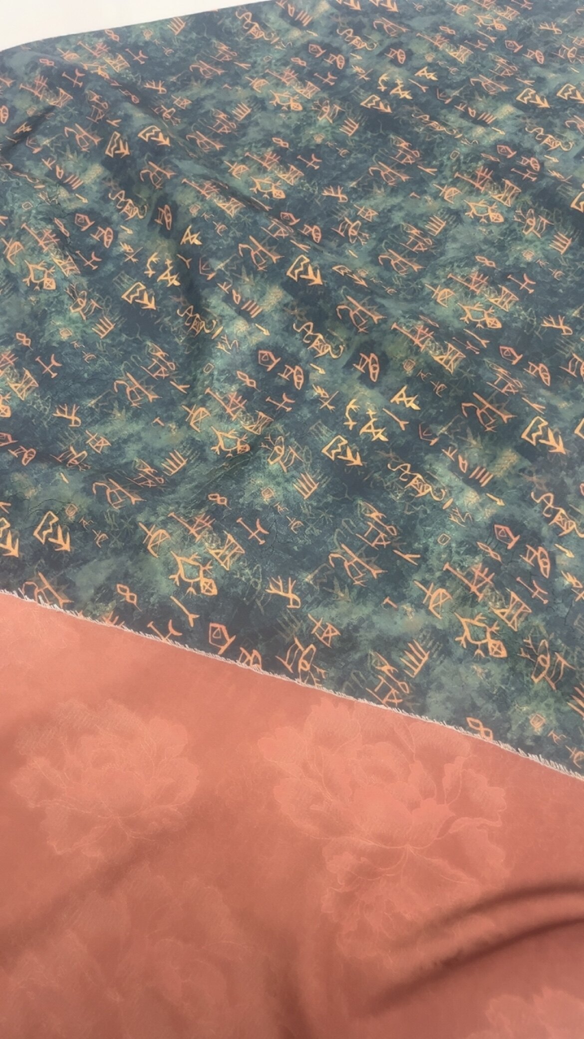 新款仿香云纱甲骨文旗袍汉服手工diy面料1.5米价格
