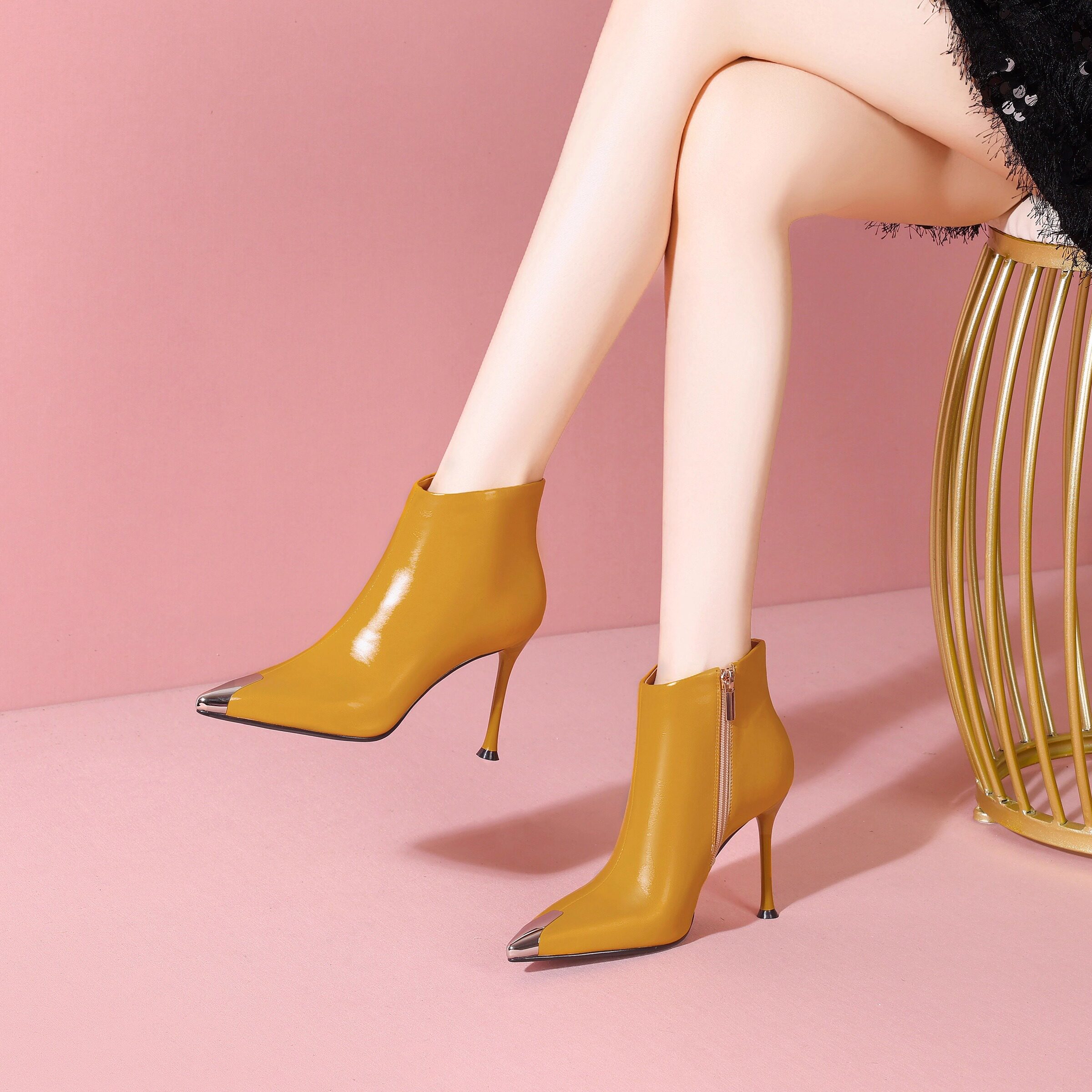 高跟靴子白色高跟尖头显瘦增高靴真皮马丁靴性感时尚马丁靴10厘米