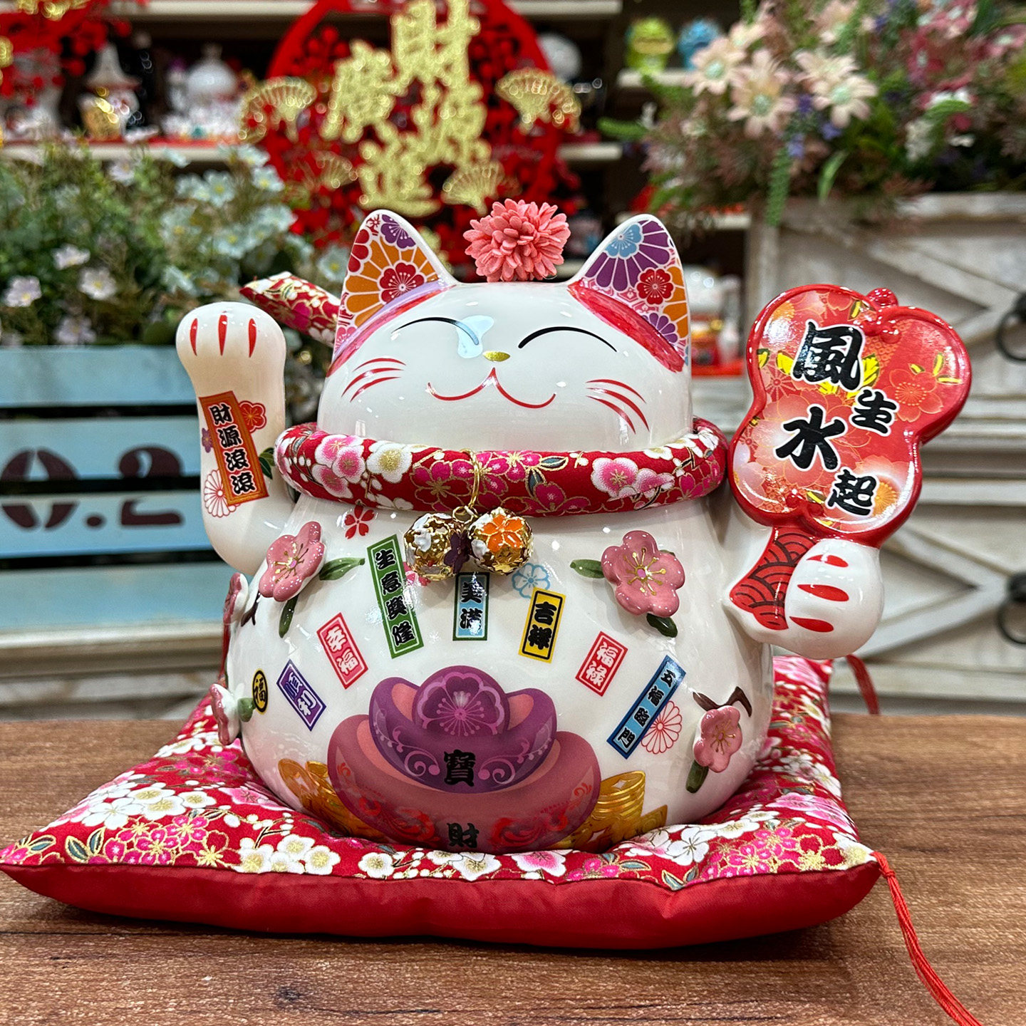 福缘猫八方来财右摇手招财猫摆件