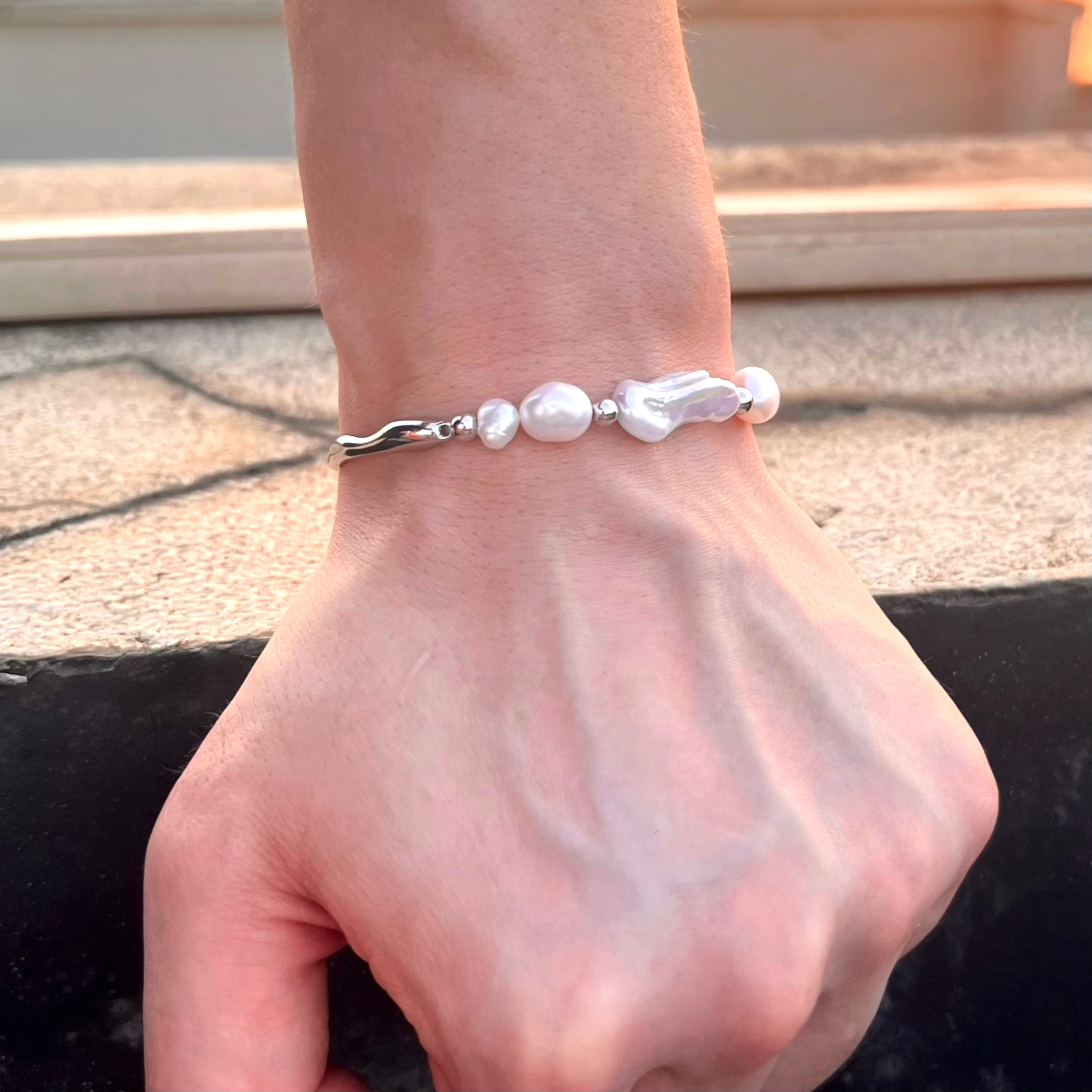 男士女士情侣同款钛钢天然巴洛克珍珠手镯不规则半镯设计师款手链