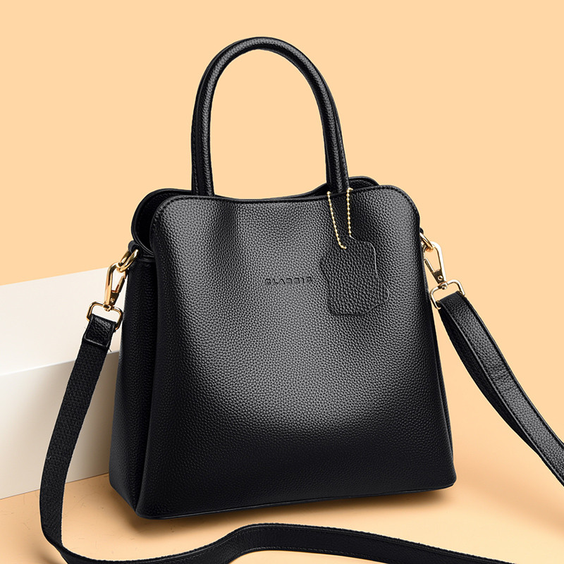 真皮妈妈斜挎包2025新款头层牛皮女士手提包包女爆款大容量水桶包