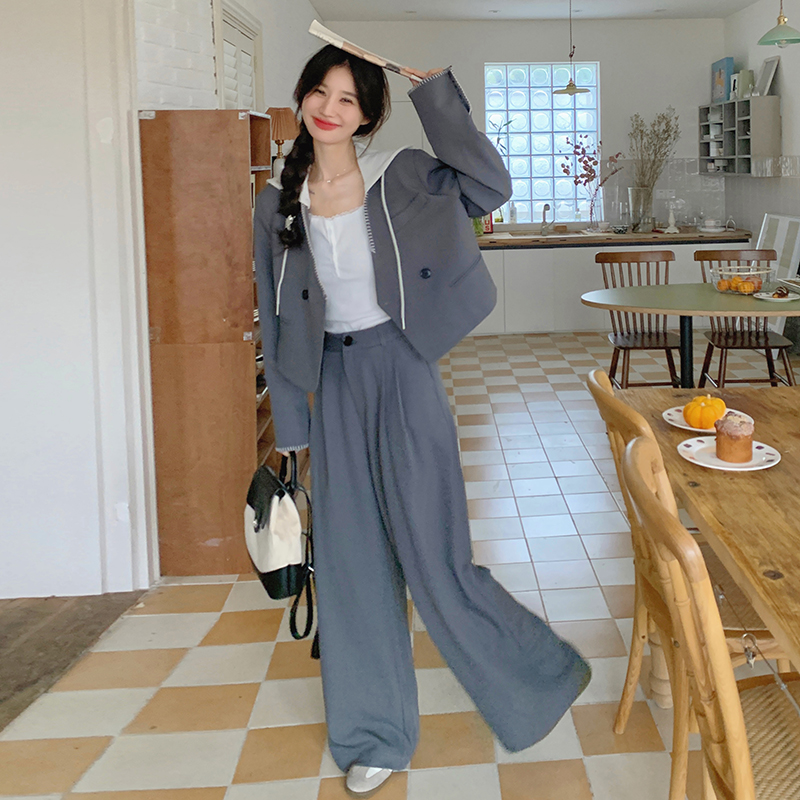 灰色休闲设计感短款西装套装女2025春季新款西服外套阔腿裤两件套