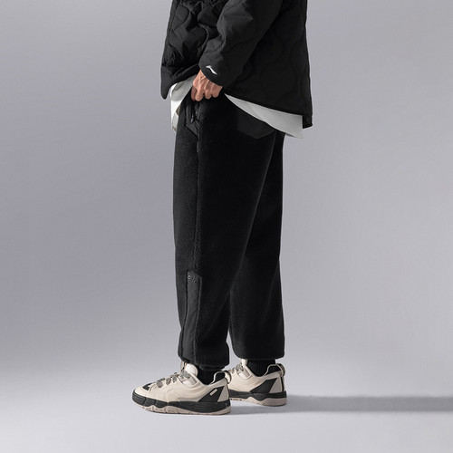 李宁CF溯男子潮流拼接加绒保暖宽松户外运动束脚长裤AKLU901-B品