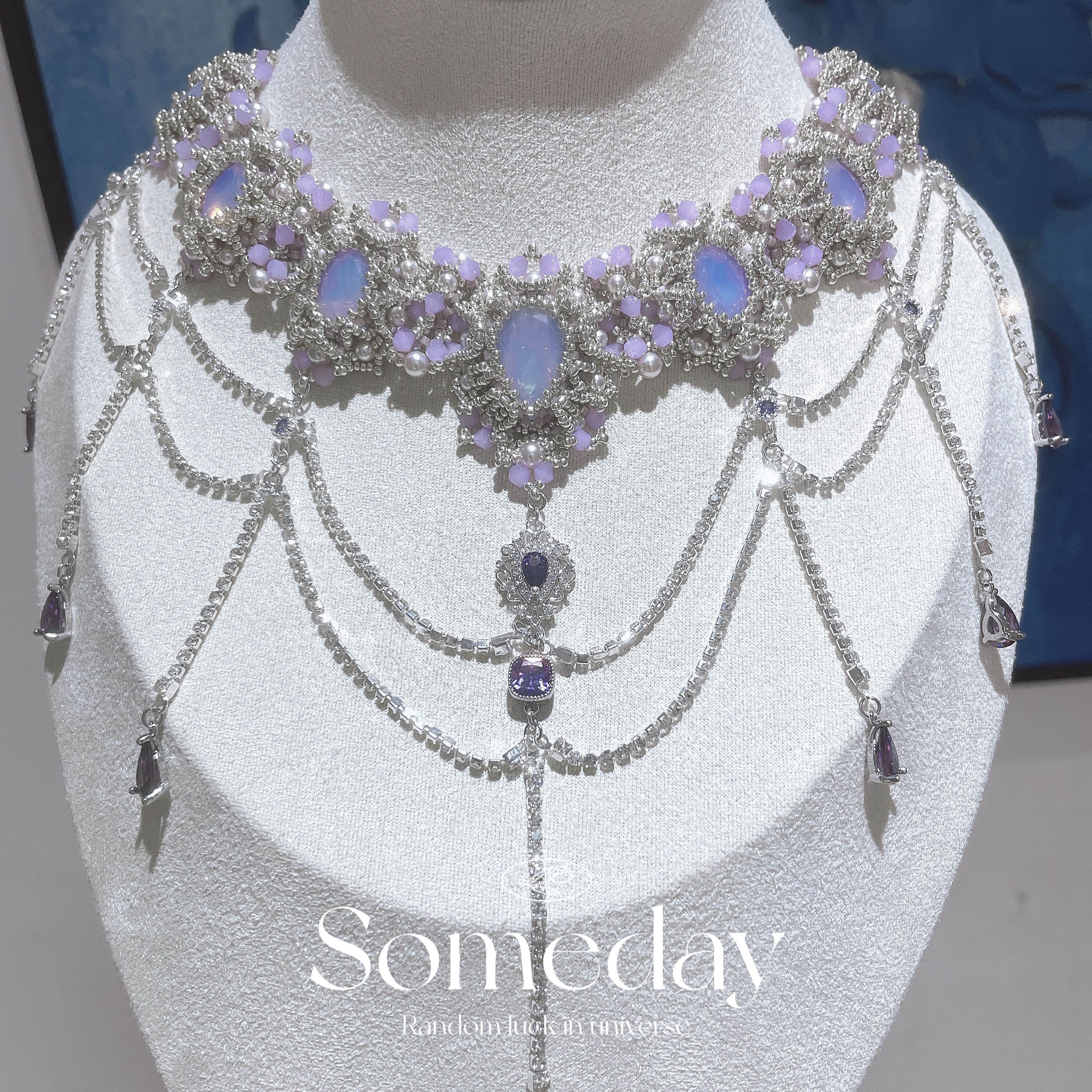 卢浮宫流苏手工串珠项链